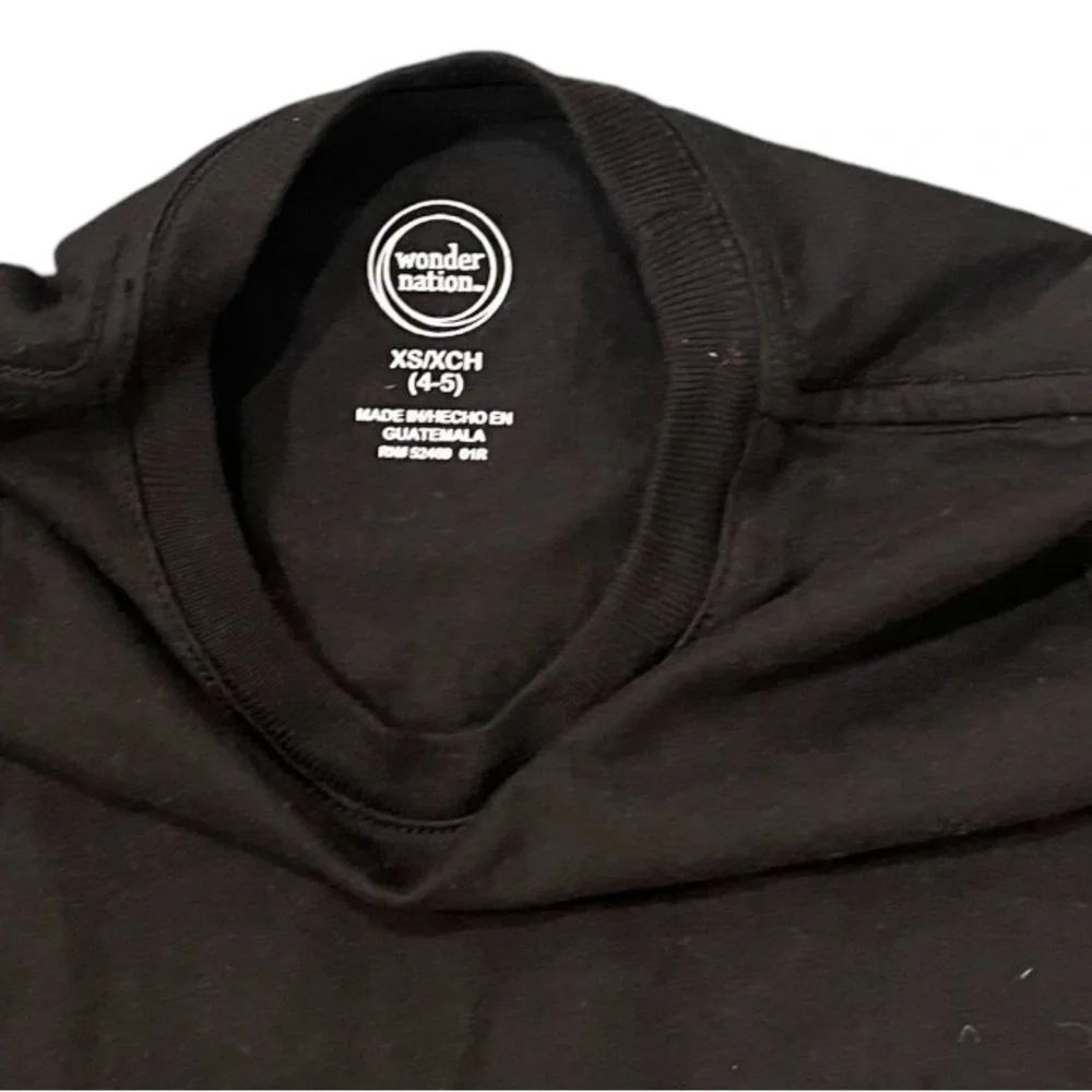Wonder Nation casual black color T-shirt, round neck Unisex XS(4-5)
